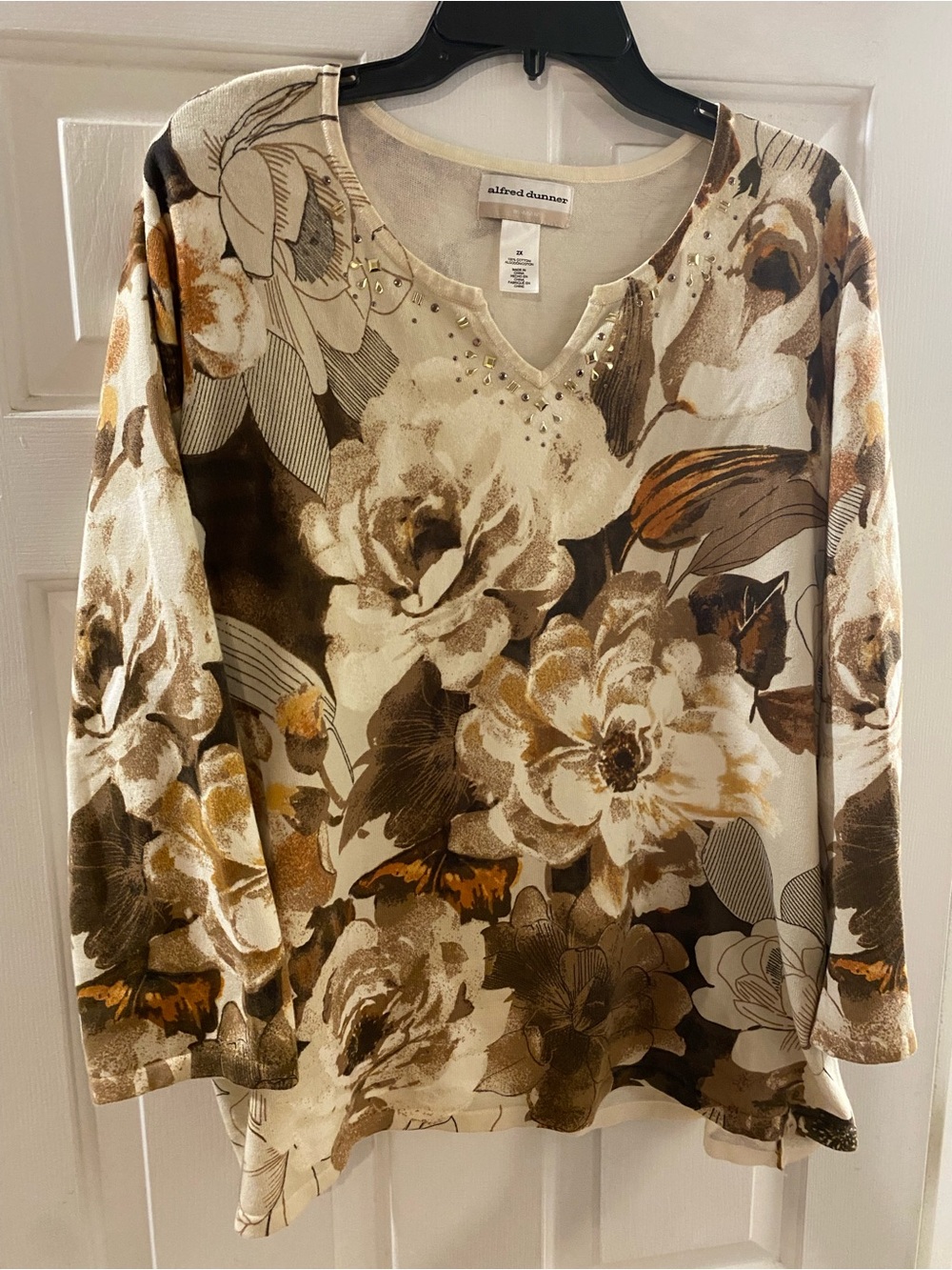 alfred dunner 2x floral Cream & Brown Floral Long-Sleeve Top
